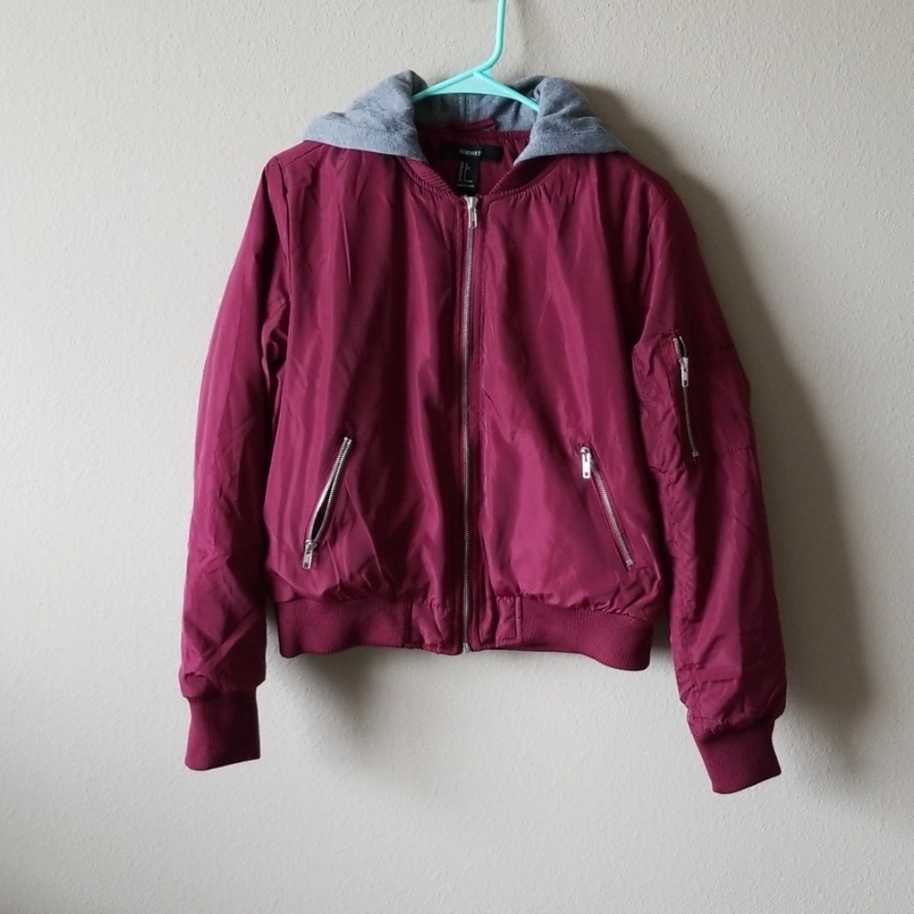 Nwt forever 21 crop bomber jacket hoodie puffer
